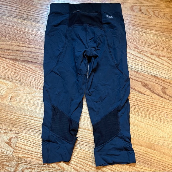 Sugoi black leggings size small - Picture 2 of 3